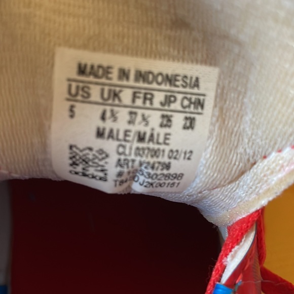 Adidas Men’s Size 5 Soccer Cleats - Picture 8 of 8